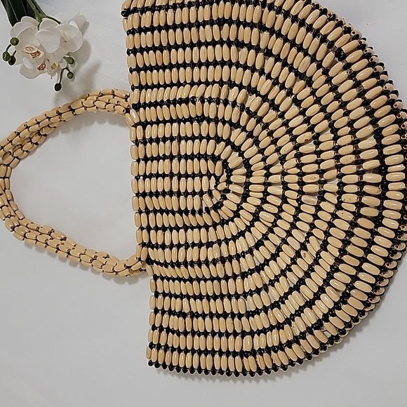 NWOT Stylish Beaded Beach Summer Bag - Picture 7 of 7